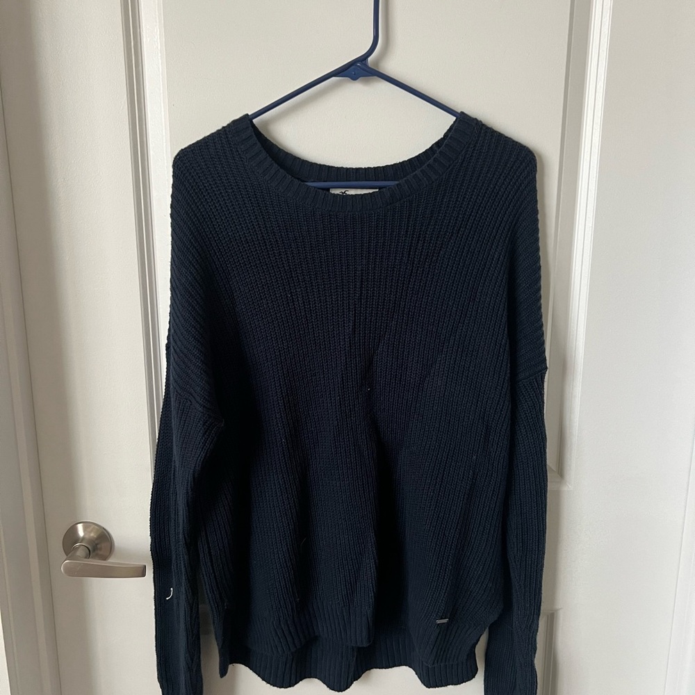 Hollister Women’s Blue Sweater